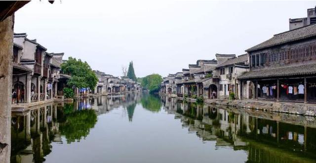 新余致多人死亡火灾楼内有辅导机构！附近商户称现场已封锁